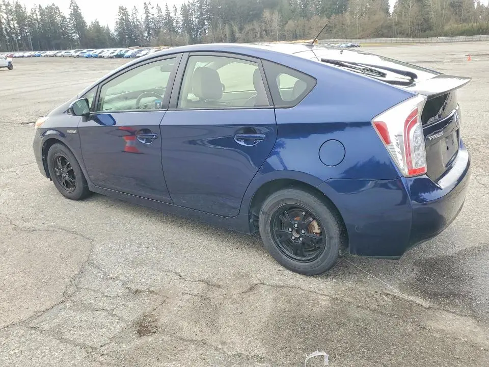 2013 TOYOTA PRIUS TWO  