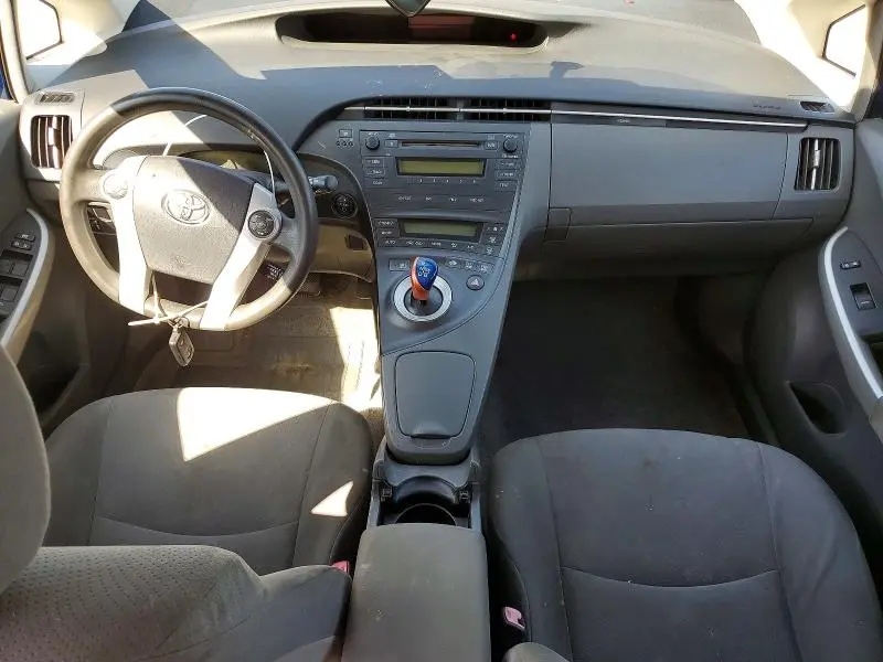 2010 TOYOTA PRIUS II  