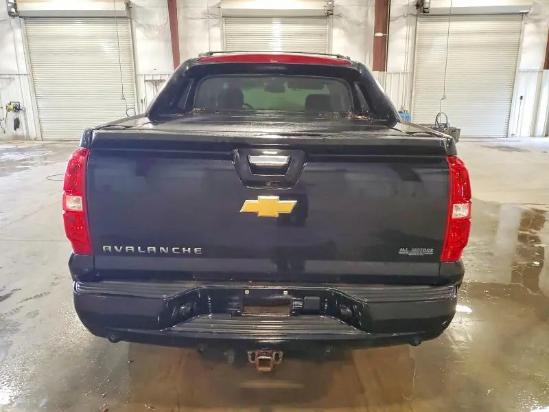 2013 CHEVROLET AVALANCHE LT  