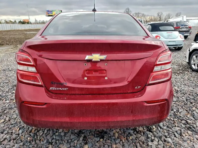 2019 CHEVROLET SONIC LT  