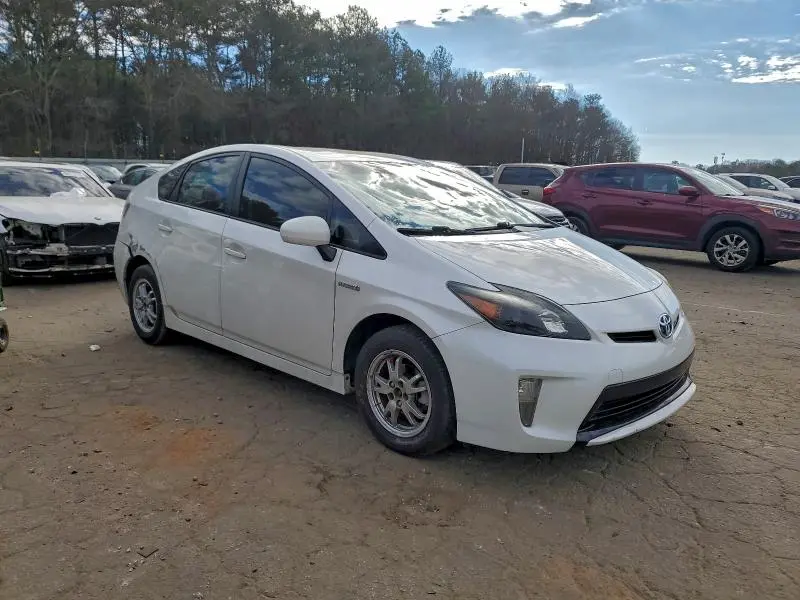 2013 TOYOTA PRIUS   