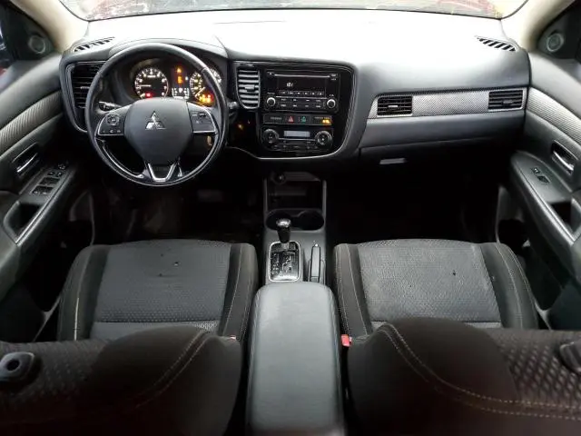 2016 MITSUBISHI OUTLANDER SE  