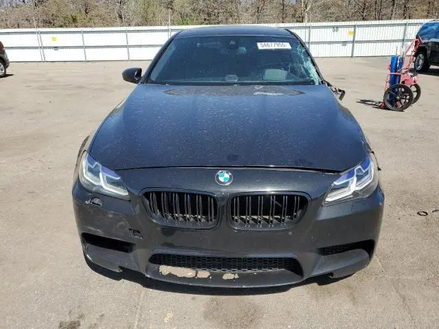 2013 BMW M5   