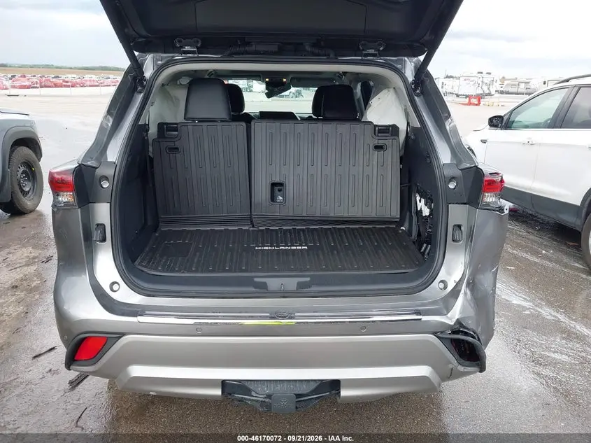 2026 TOYOTA HIGHLANDER HYBRID PLATINUM