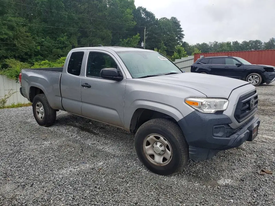 2020 TOYOTA TACOMA SR  