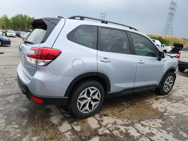 2024 SUBARU FORESTER PREMIUM  