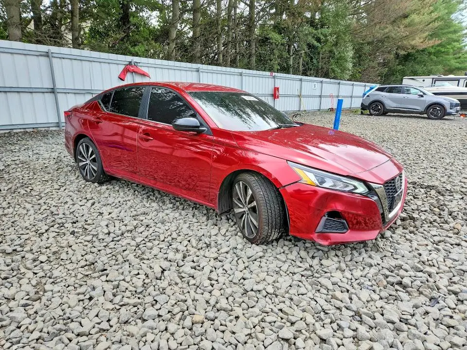 2020 NISSAN ALTIMA SR  