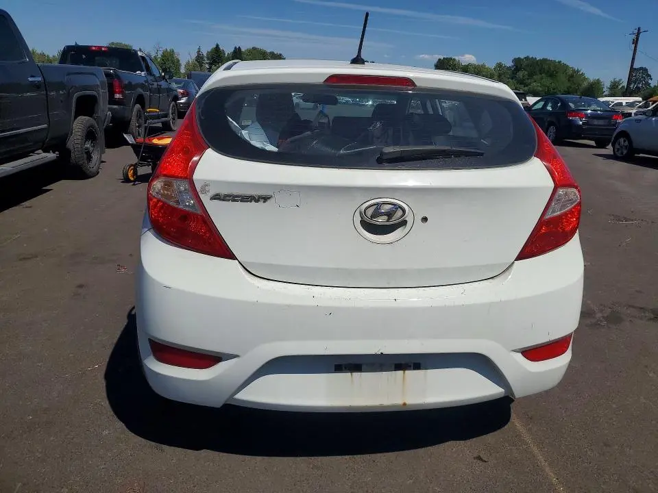 2013 HYUNDAI ACCENT GS  
