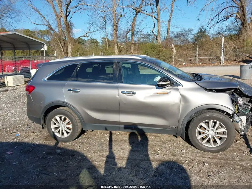 2017 KIA SORENTO 2.4L LX