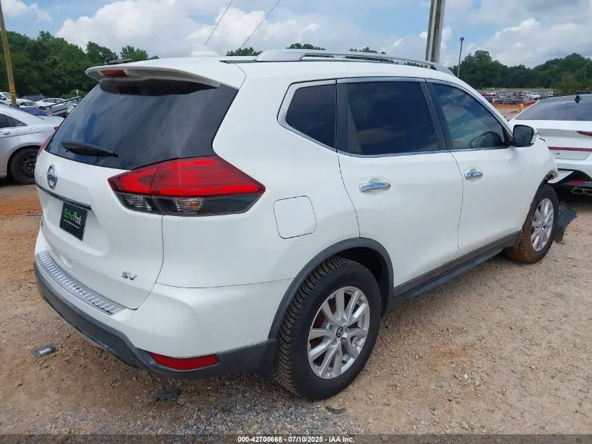2017 NISSAN ROGUE SV