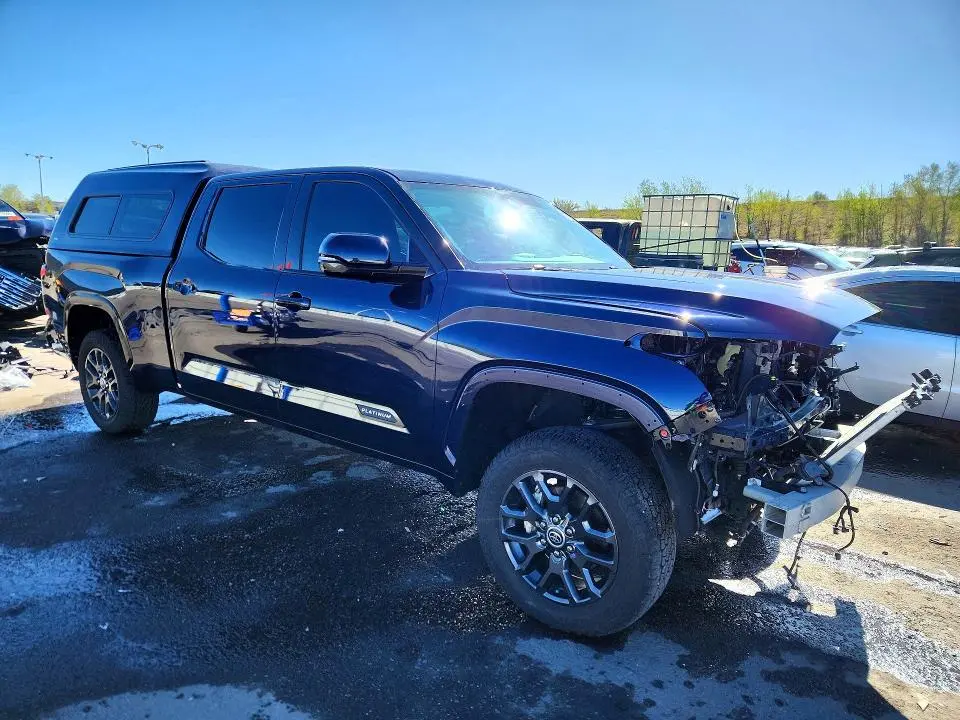 2022 TOYOTA TUNDRA PLATINUM  
