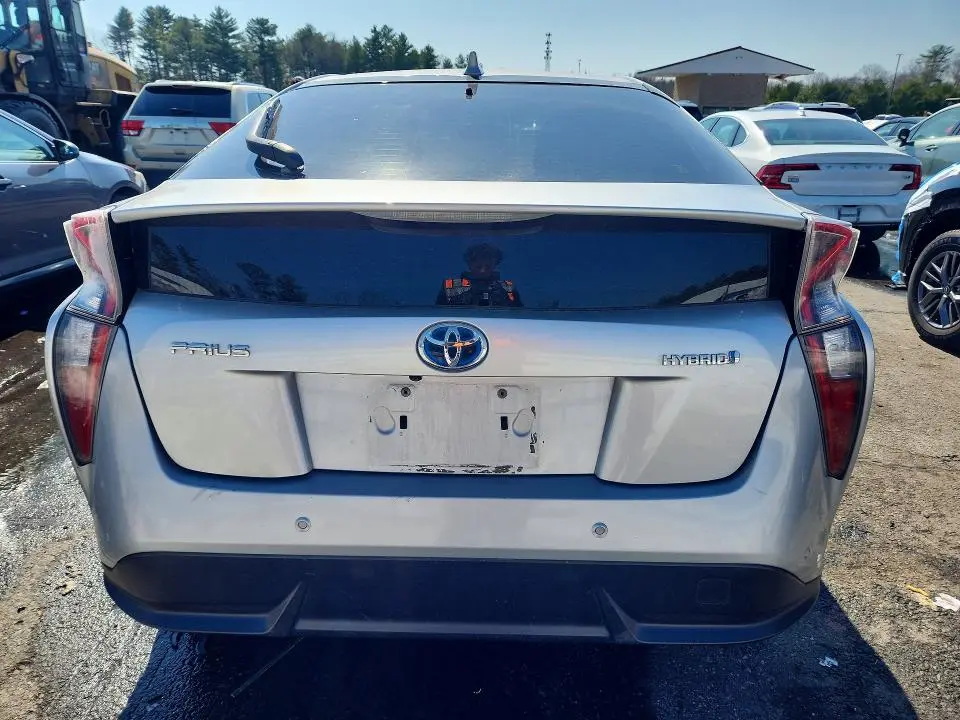 2017 TOYOTA PRIUS FOUR TOURING  