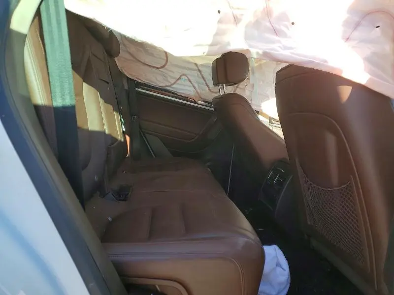 2014 VOLKSWAGEN TOUAREG V6 TDI  
