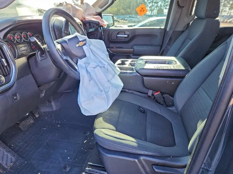 2020 CHEVROLET SILVERADO C1500 LT  