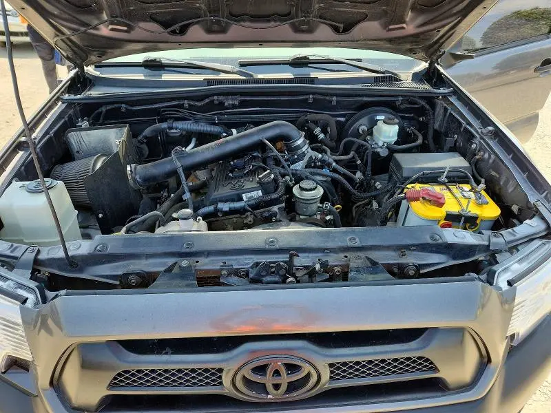 2015 TOYOTA TACOMA BASE  