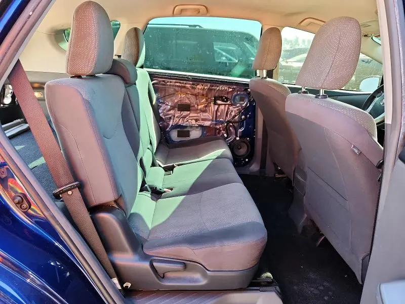 2012 TOYOTA PRIUS V TWO  