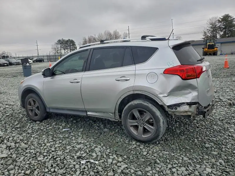 2015 TOYOTA RAV4 XLE  