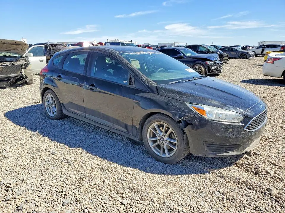 2016 FORD FOCUS SE  