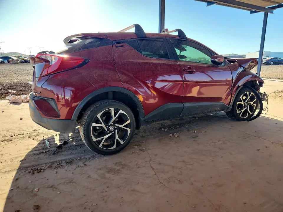 2019 TOYOTA C-HR LE  