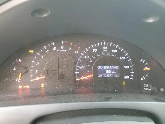 2011 TOYOTA CAMRY SE  