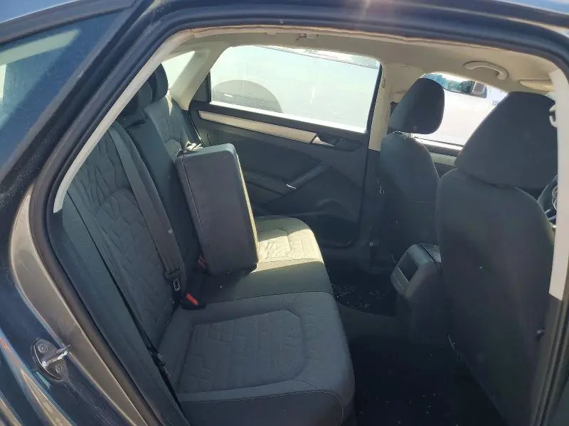 2021 VOLKSWAGEN PASSAT S  