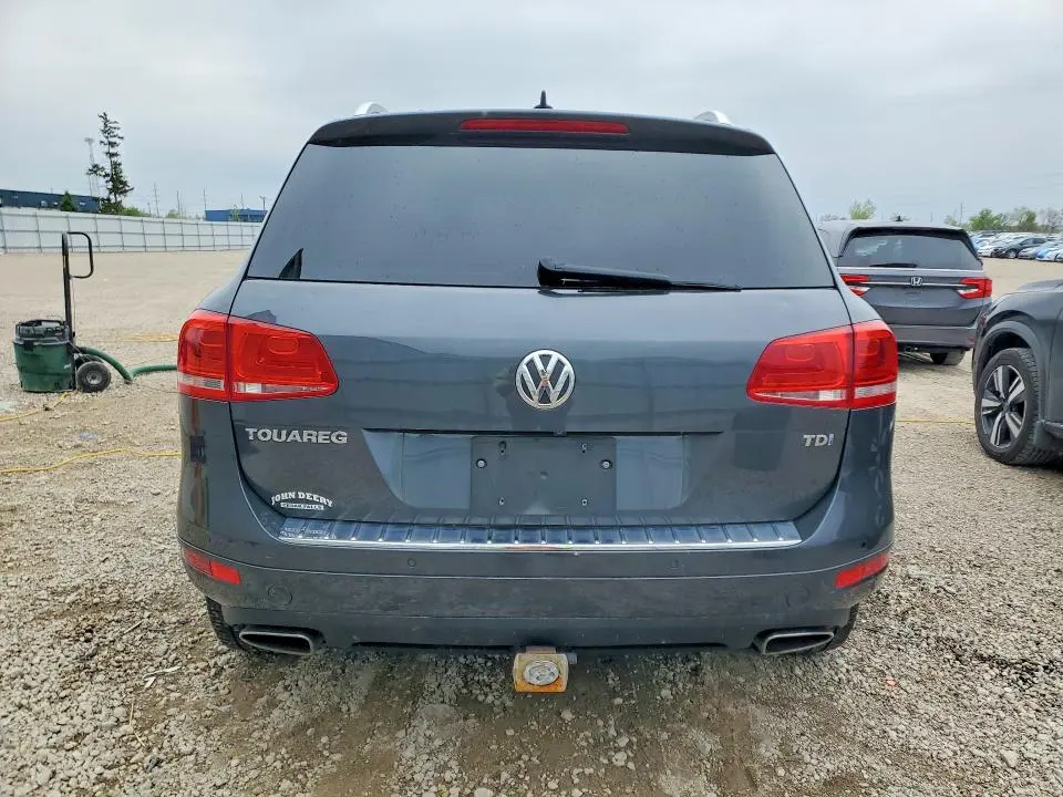 2013 VOLKSWAGEN TOUAREG V6 TDI  