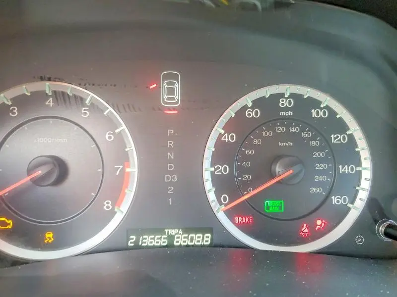2011 HONDA ACCORD LXP  
