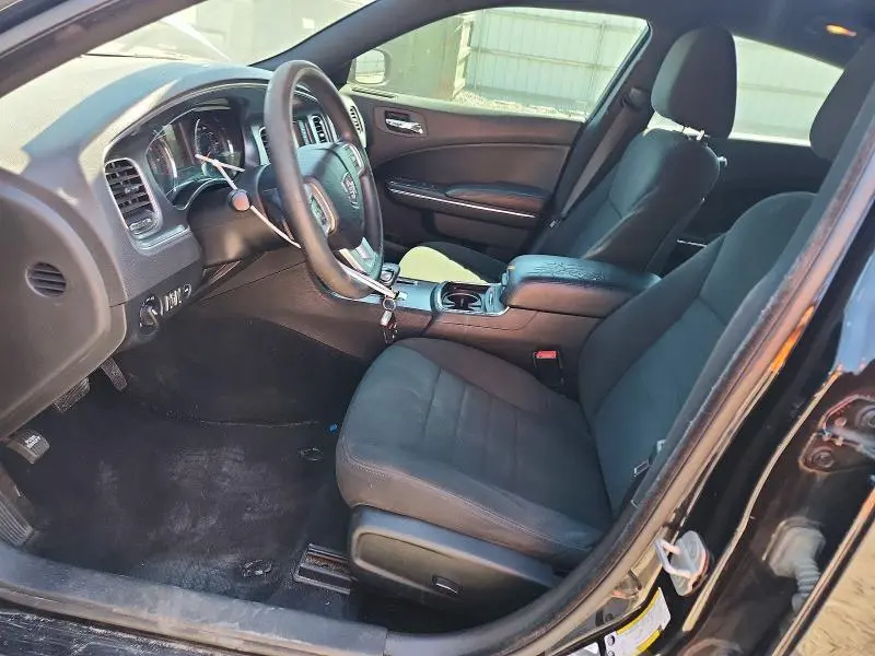 2013 DODGE CHARGER SE  