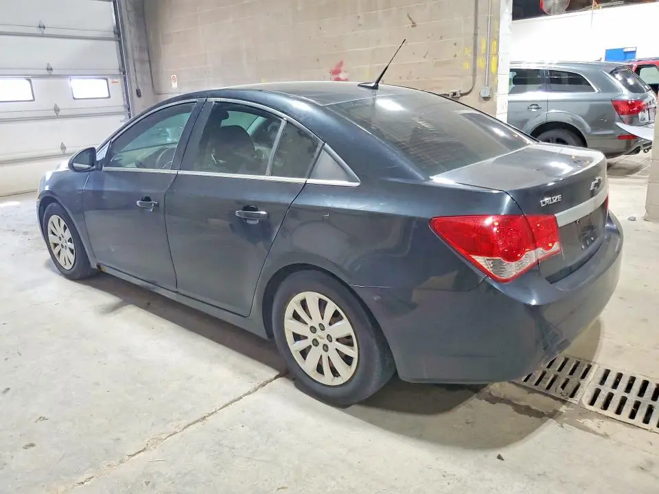 2011 CHEVROLET CRUZE LS  