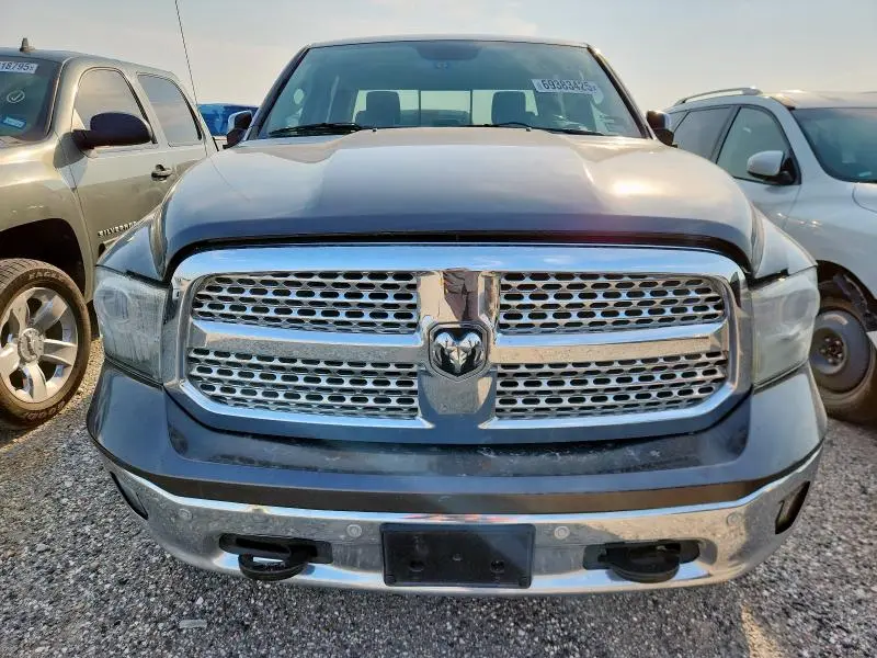 2015 RAM 1500 LARAMIE  
