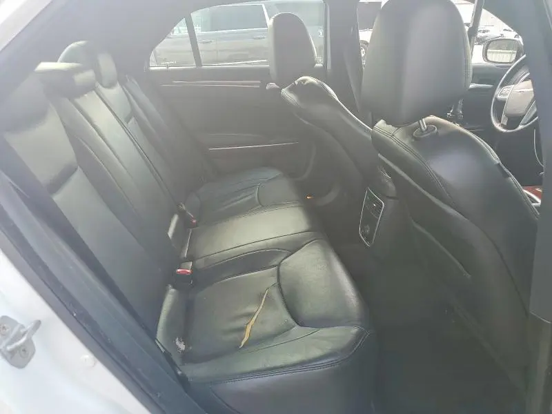 2012 CHRYSLER 300 LIMITED  