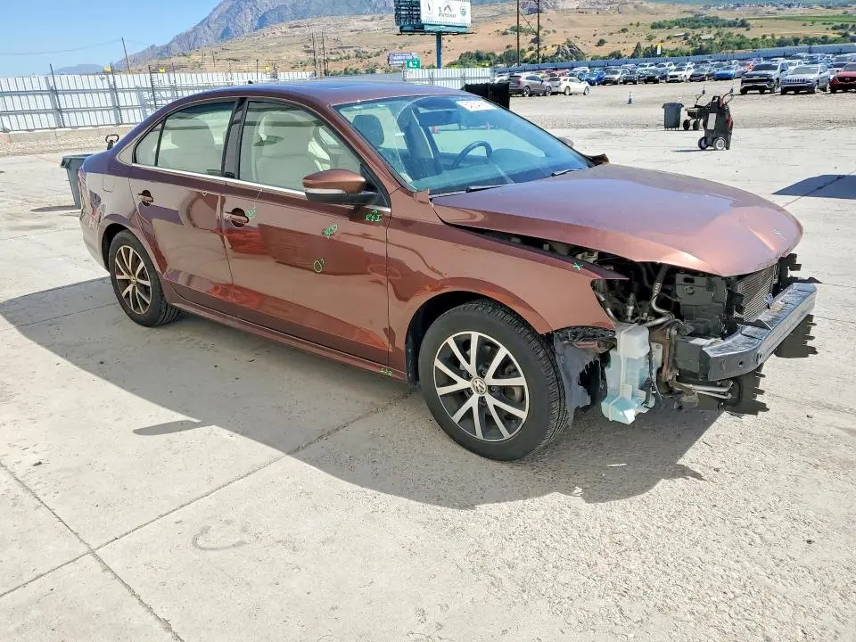 2017 VOLKSWAGEN JETTA SE  