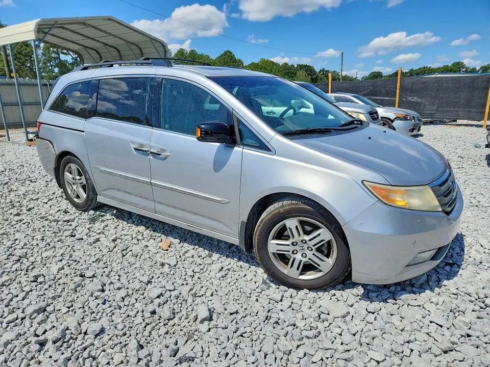2011 HONDA ODYSSEY TOURING  
