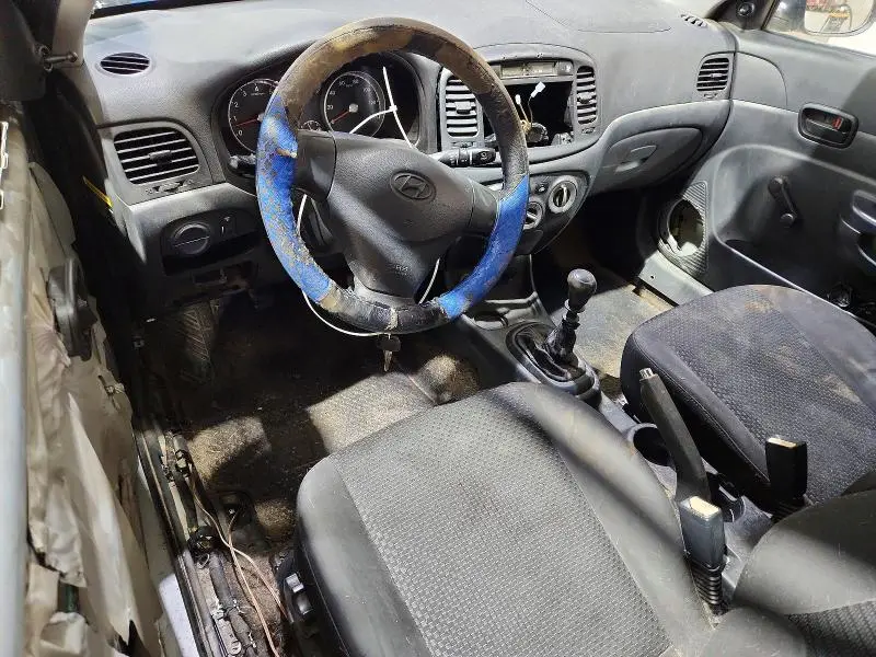 2010 HYUNDAI ACCENT BLUE  