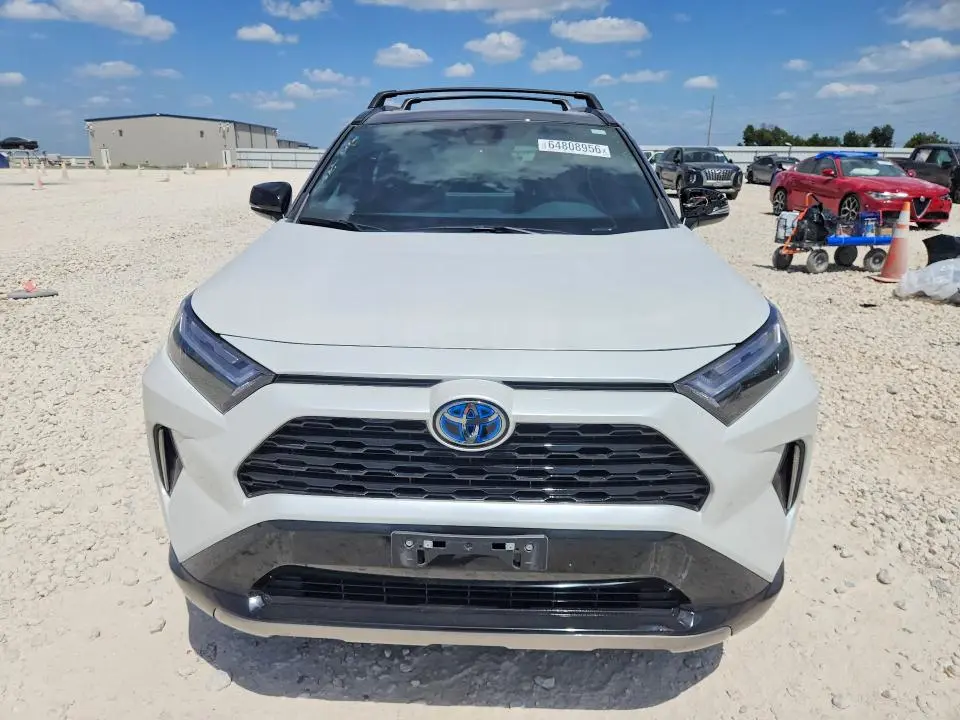 2024 TOYOTA RAV4 XSE  
