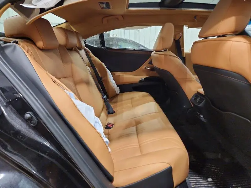 2025 LEXUS ES 350 ULTRA LUXURY  