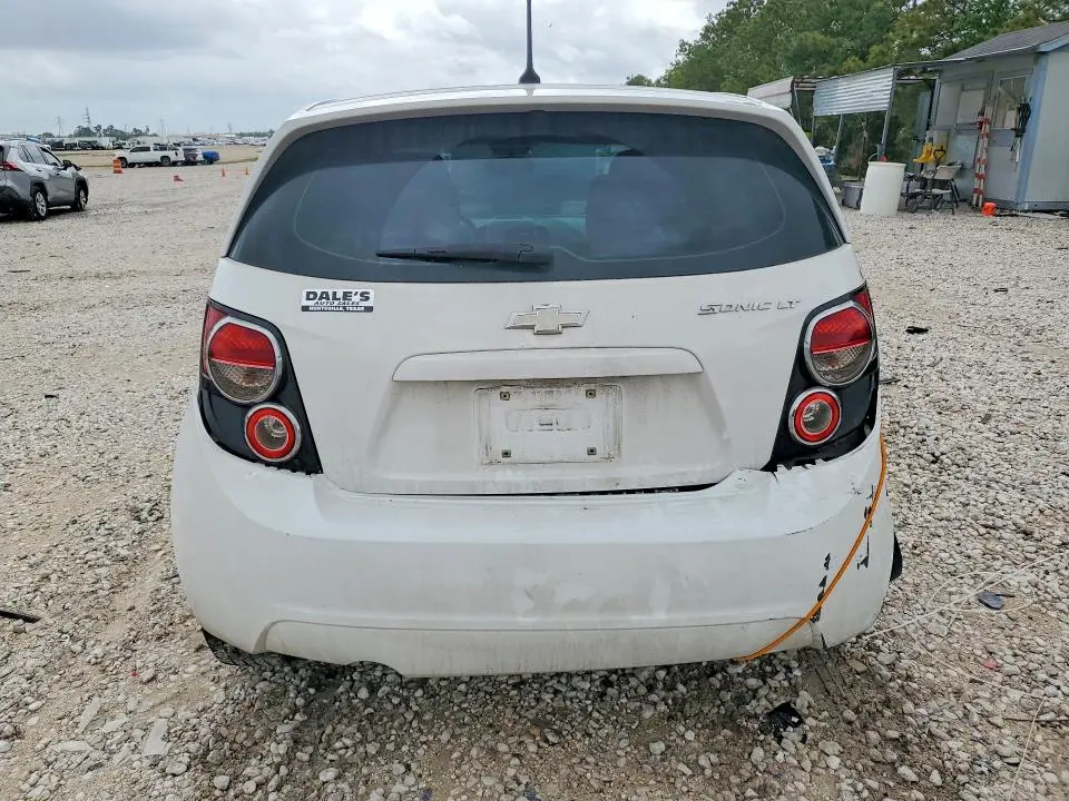 2014 CHEVROLET SONIC LT  