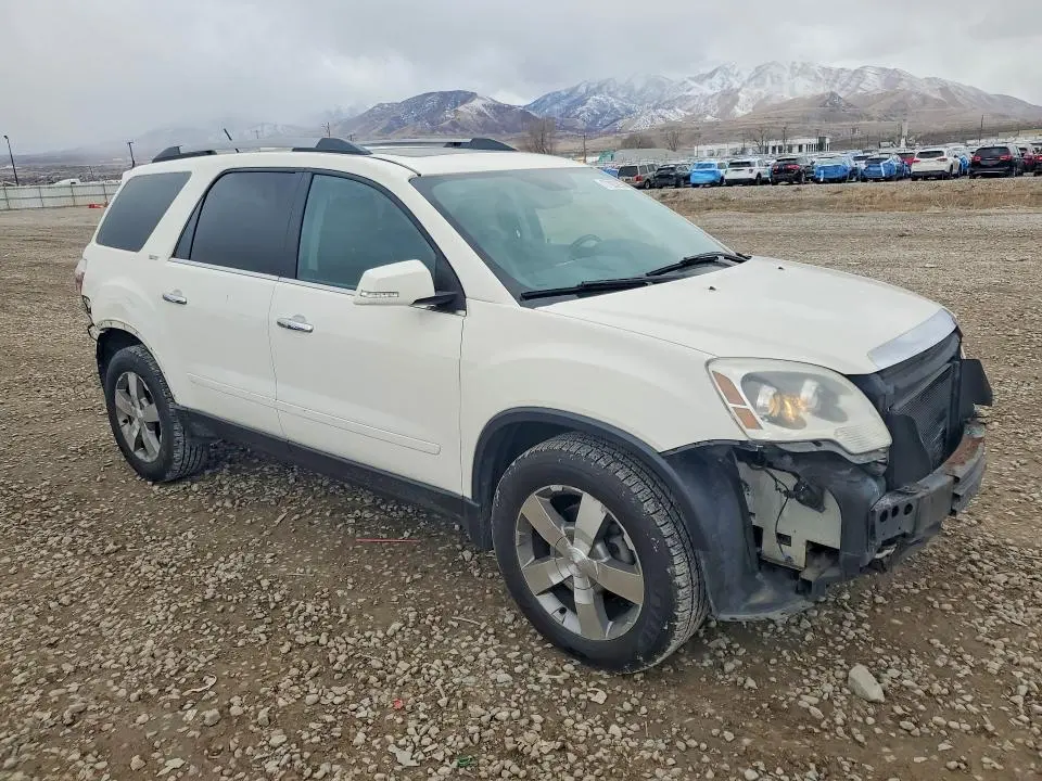 2012 GMC ACADIA SLT-1  