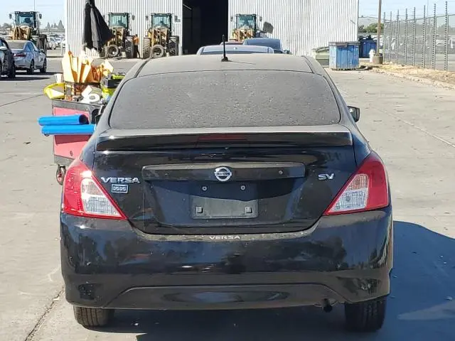 2017 NISSAN VERSA S  