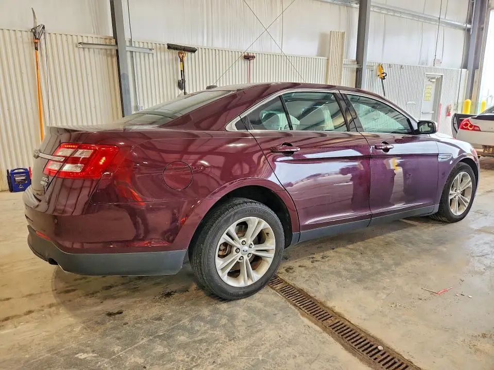 2018 FORD TAURUS SEL  