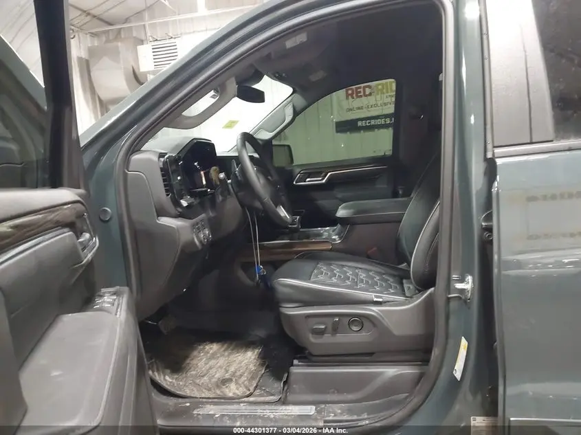 2025 CHEVROLET SILVERADO 1500  