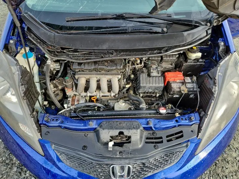 2010 HONDA FIT   