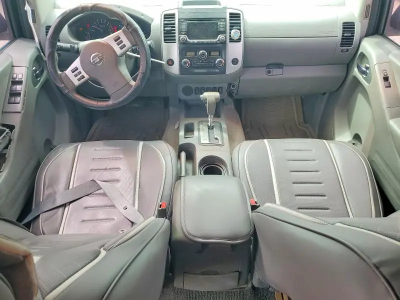2015 NISSAN FRONTIER   