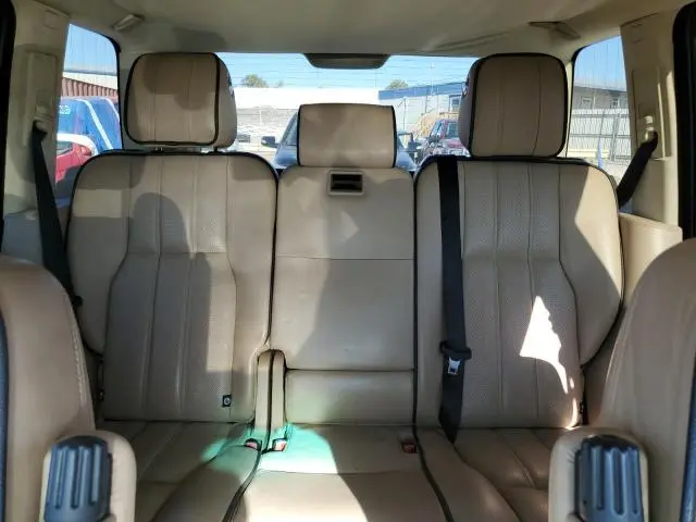 2011 LAND ROVER RANGE ROVER HSE LUXURY  