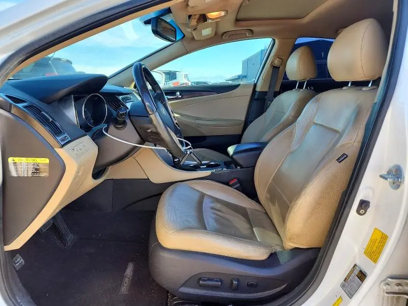 2011 HYUNDAI SONATA SE  