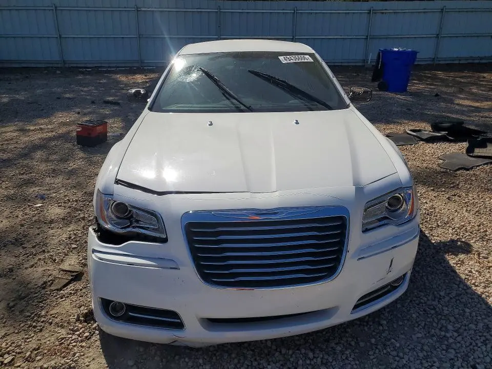 2013 CHRYSLER 300   