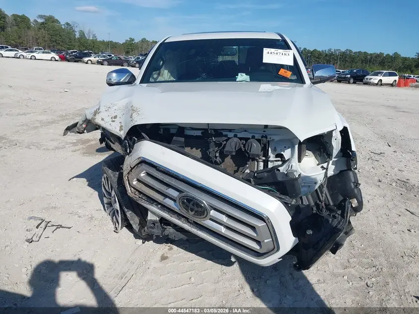 2022 TOYOTA TACOMA LIMITED