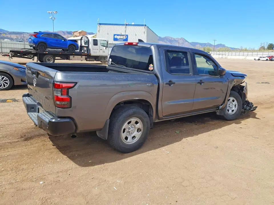 2022 NISSAN FRONTIER S  