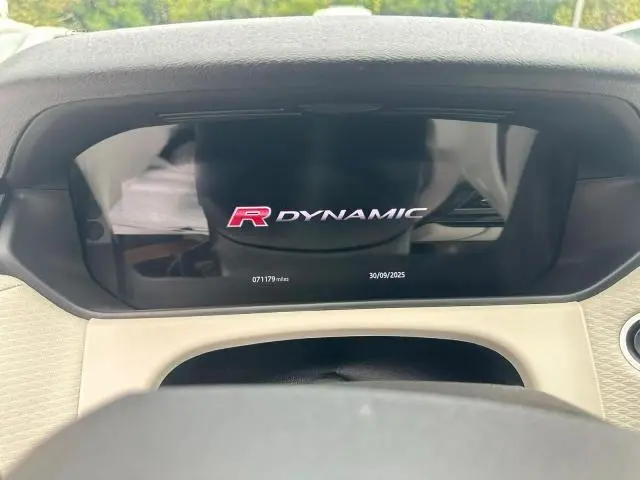 2020 LAND ROVER RANGE ROVER VELAR R-DYNAMIC S  