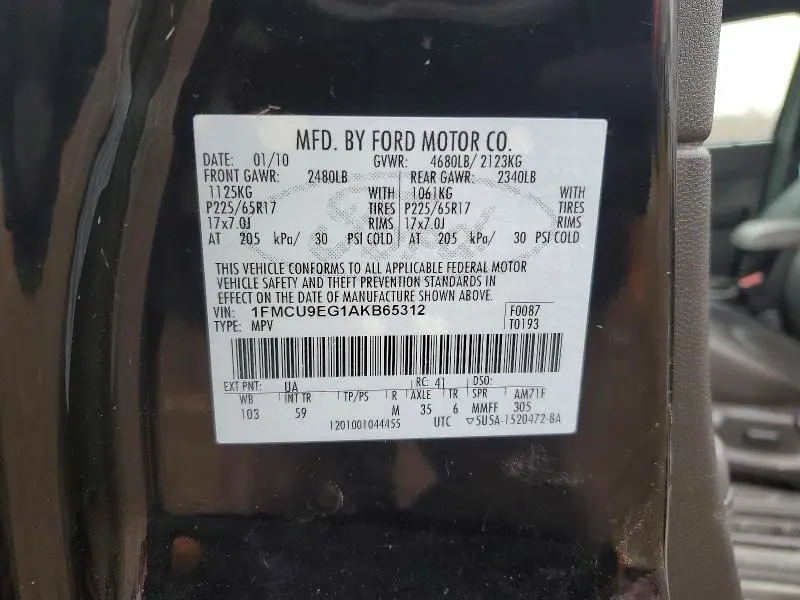 2010 FORD ESCAPE LIMITED  